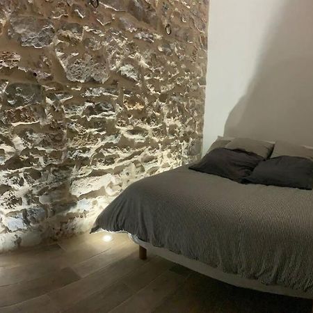 Jolie Appartement En Plein Centre Du Village Les Arcs-sur-Argens Exteriér fotografie